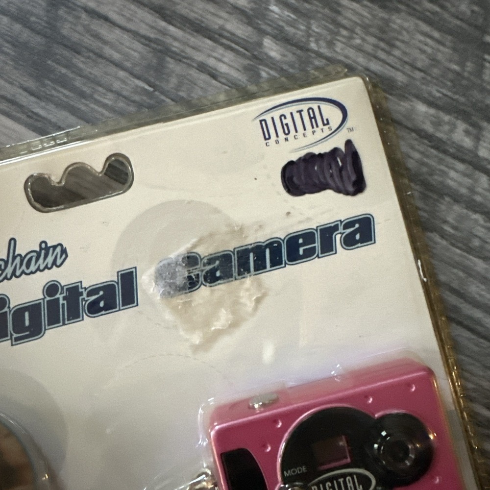 Keychain 3 In 1~Digital Camera, PC Web, Video Camera ~ Blue~NEW  Great‎ GIFT - Picture 3 of 5